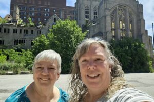 1000042470 1000042470