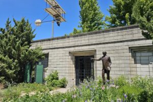 1000042473 1000042473