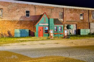 Allen's Conoco Fillin' Station