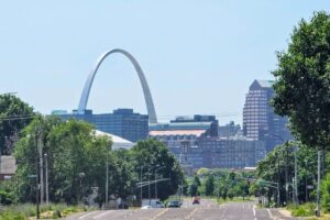 Route 66 takes you very close to the Gateway Arch.
