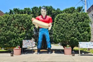 Paul Bunyan giant Paul Bunyan giant