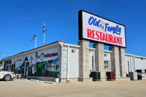 Old R66 - had great murals Old R66 - had great murals