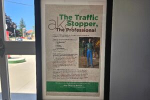 Info about the "Traffic Stopper" giant Info about the "Traffic Stopper" giant