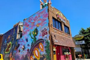 Stripes BBQ with mural and Muffler Man