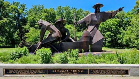Chicago Portage statue