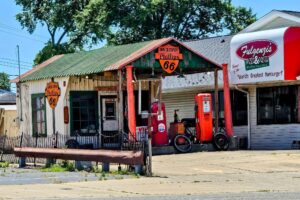 Phillips Service Station and Felgenzi's Pizza & Pasta Phillips Service Station and Felgenzi's Pizza & Pasta