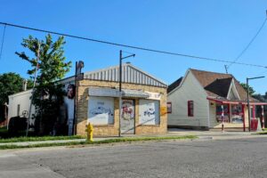 Old Texaco and a Barber Shop Old Texaco and a Barber Shop