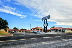 Route 66 Inn - open for business