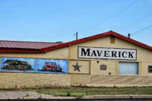 Route 66 Inn - murals