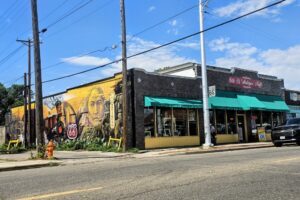 6th Street Antique Mall 6th Street Antique Mall