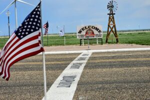 MidPoint Line on Route 66 MidPoint Line on Route 66